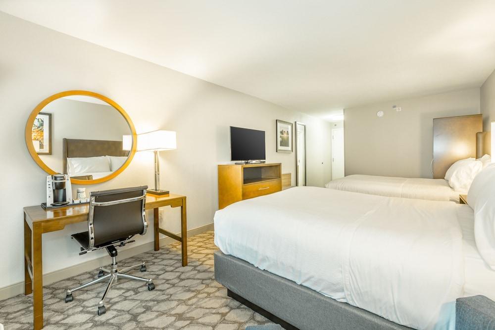 Holiday Inn Hotel And Suites Peachtree City By Ihg Exterior photo